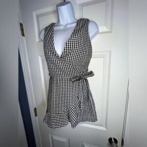NWOT Design Lab Lord & Taylor X Small Black White Gingham Check Shorts Romper XS